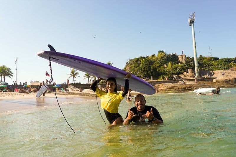 Cours de surf à Arpoador à Ipanema