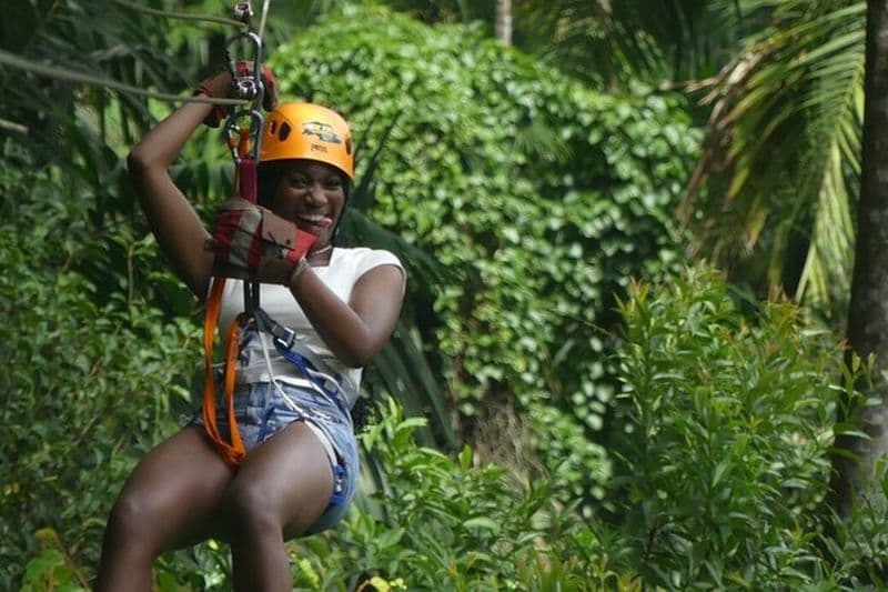 Visite privée de la tyrolienne et du sanctuaire des paresseux
