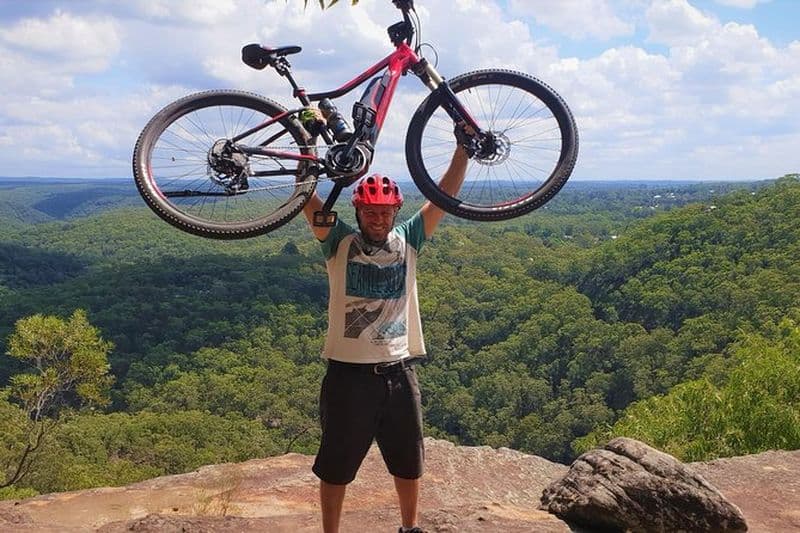 Visite privée du labyrinthe bleu: Sydney Blue Mountains en vélo électrique