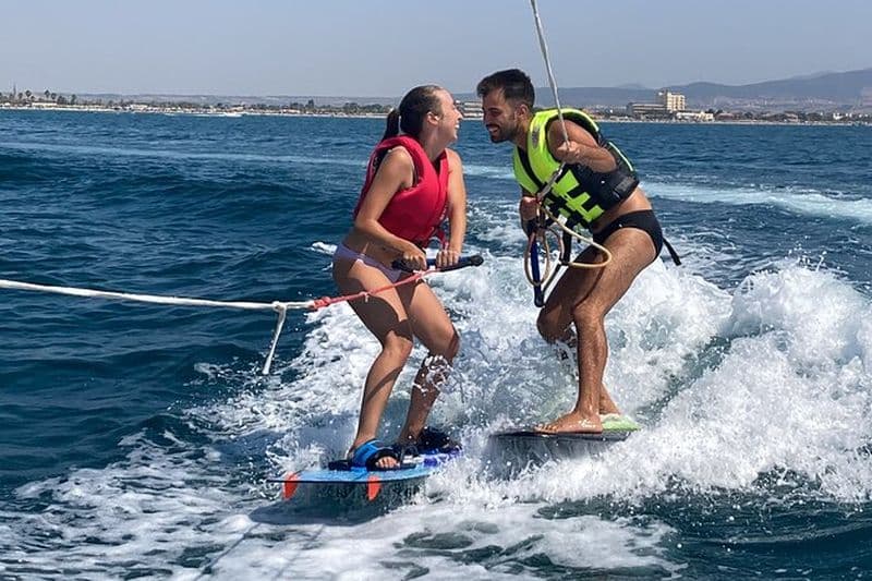 Billet Cagliari : Wakeboard et jeux nautiques dans le Golfe des Anges !