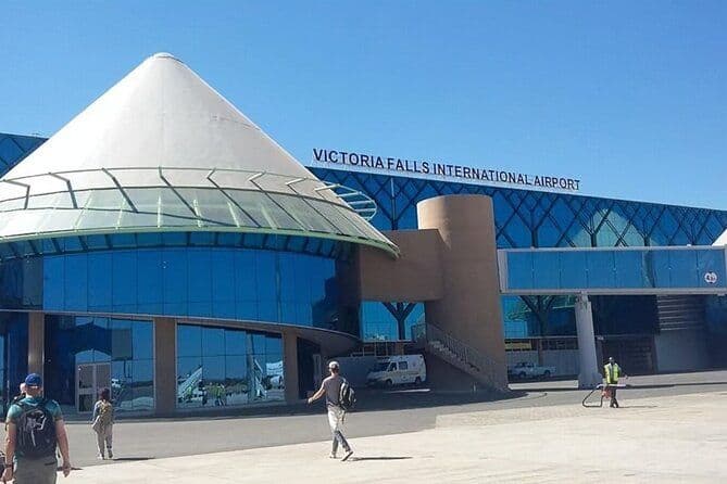 Transfert de l'aéroport de Victoria Falls à l'hôtel/au lodge/à la ville de Vic Falls