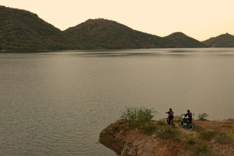 Billet Sentier de vélo électrique avec photographie par drone