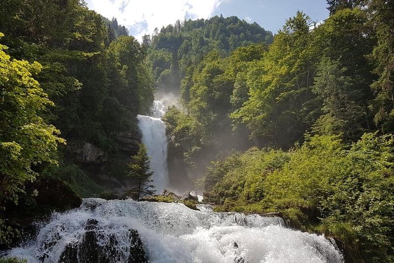 Escorte en Suisse - 4 jours de chauffeur privé et guide