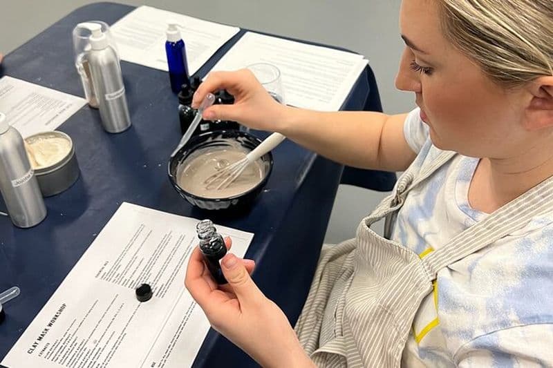 Atelier de masque d'argile formulé sur mesure avec Georgia Clay