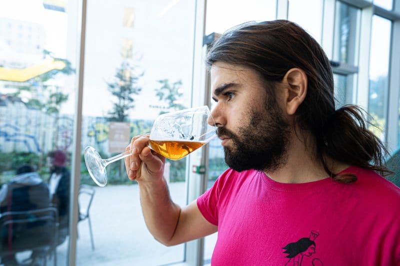 Dégustez des bières en groupe avec Julien