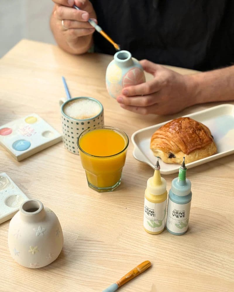 Décorez votre céramique autour d’un petit-déjeuner