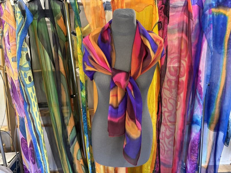 Découvrez la peinture sur soie