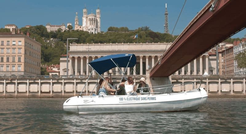 Billet Lyon : location de bateaux sans permis