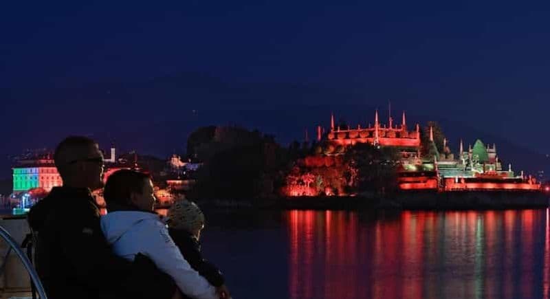 Billet Lac Majeur : vivez la magie de Noël avec les îles Borromées illuminées