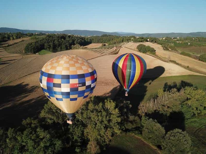 Billet Toscane : vol en montgolfière au-dessus du Chianti et de Sienne