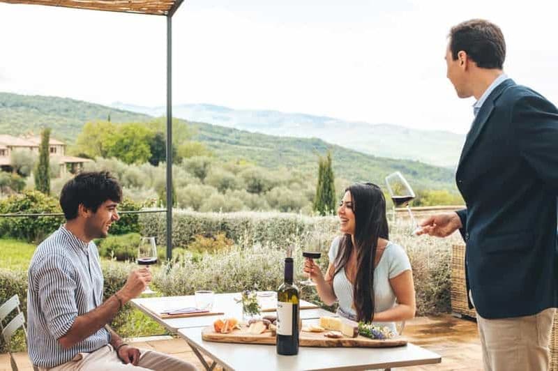 Billet Val d'Orcia : dégustation de vins et de mets dans un Podere