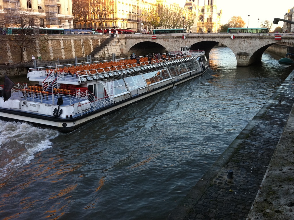 Cruise on the Seine, Paris